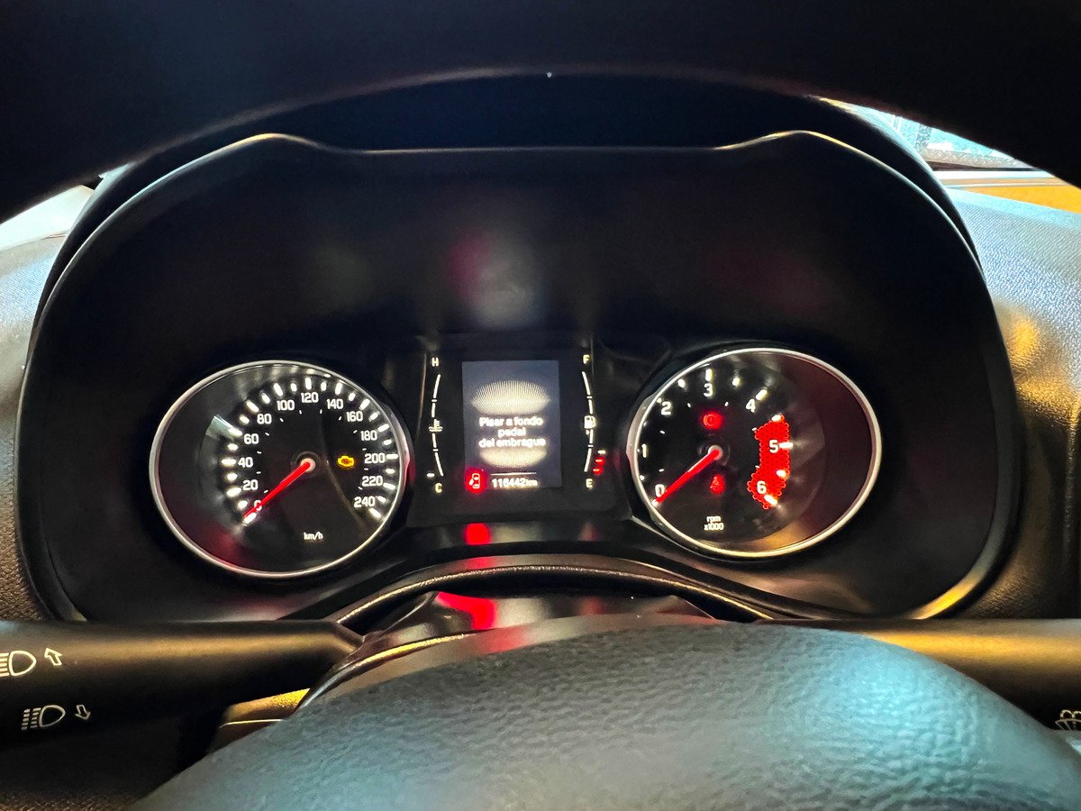 Fiat Toro 2.0 Freedom 4x2 - Imagen 7